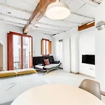 Estudio 2 En El Centro Валенсия